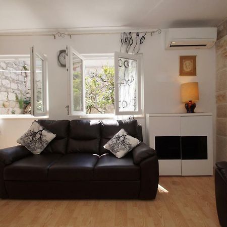 Guest House Holiday Korcula Town Bagian luar foto