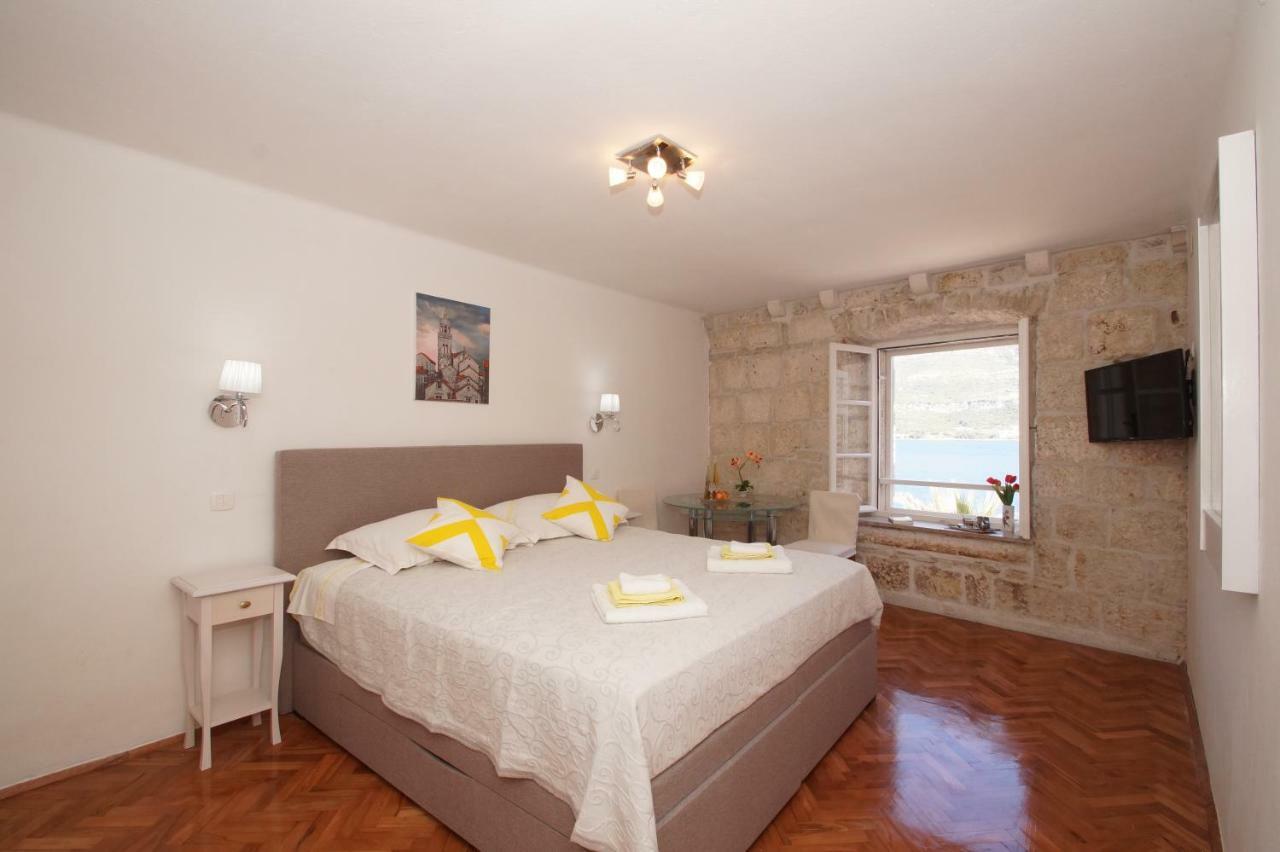 Guest House Holiday Korcula Town Bagian luar foto