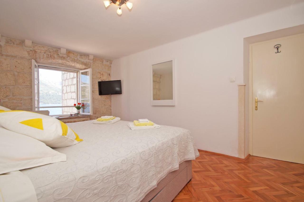 Guest House Holiday Korcula Town Bagian luar foto