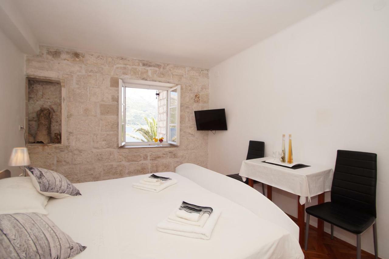 Guest House Holiday Korcula Town Bagian luar foto