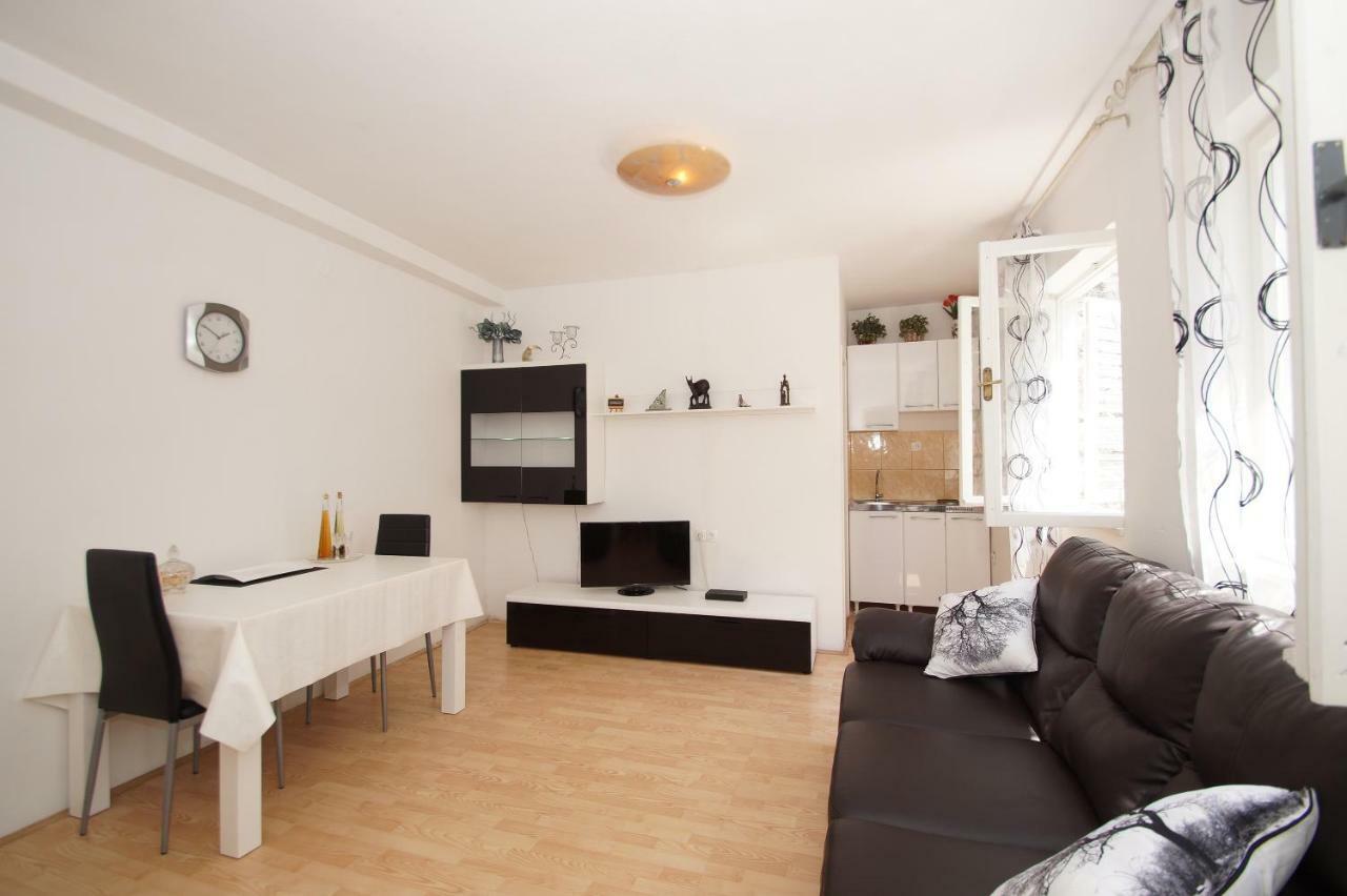 Guest House Holiday Korcula Town Bagian luar foto
