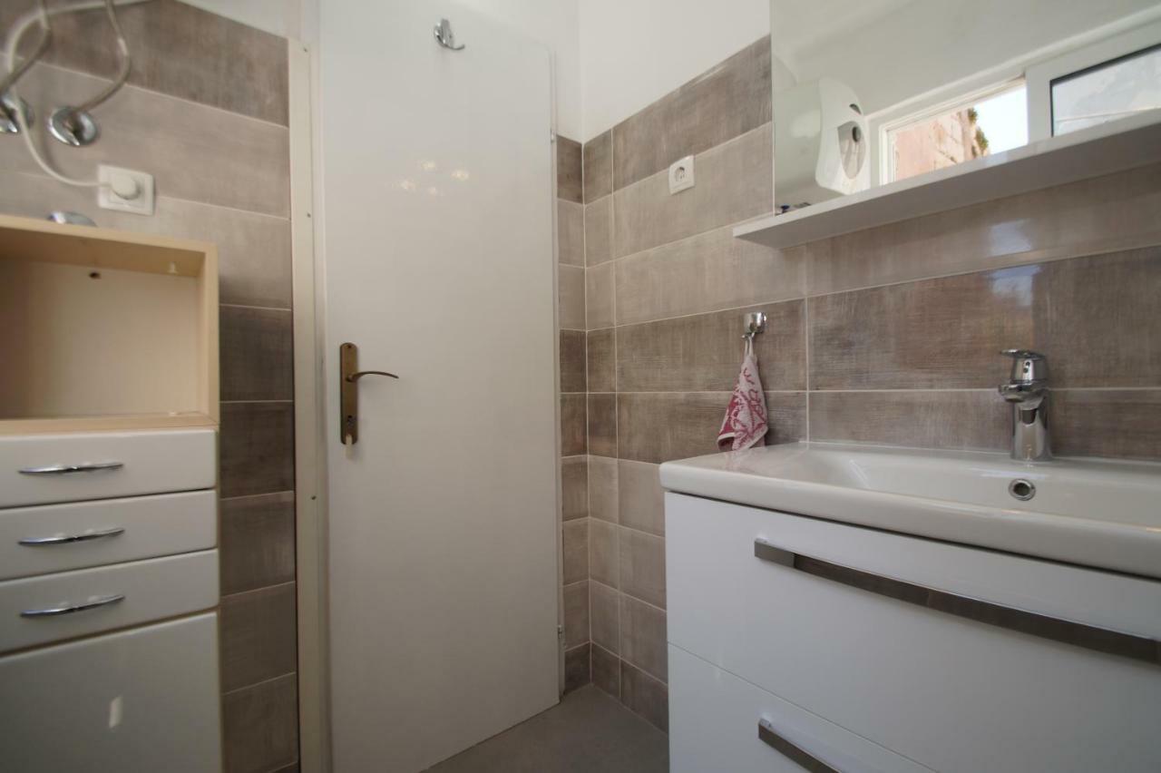 Guest House Holiday Korcula Town Bagian luar foto
